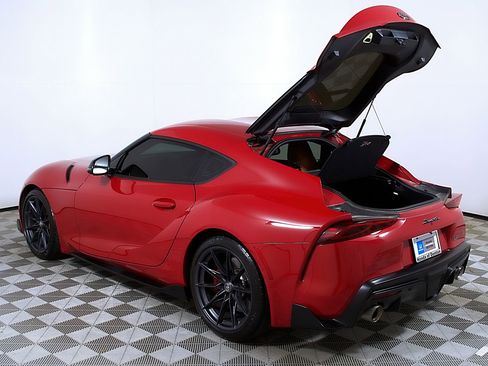 Used 2024 Toyota Supra Premium image 10