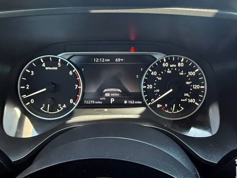 Used 2021 Nissan Rogue SV w/ Premium Package image 25