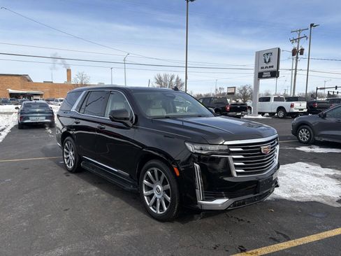 Used 2022 Cadillac Escalade Premium Luxury Platinum image 2