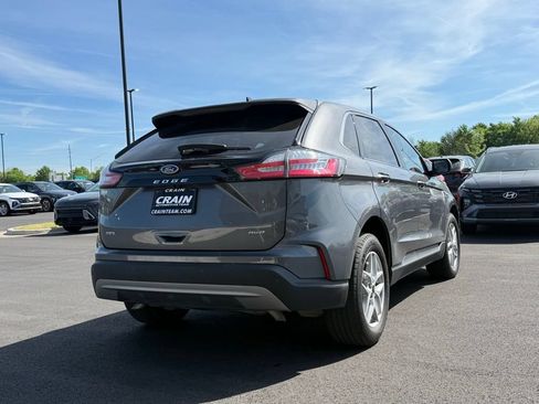 Used 2024 Ford Edge SEL w/ Convenience Package AWD/4WD image 5