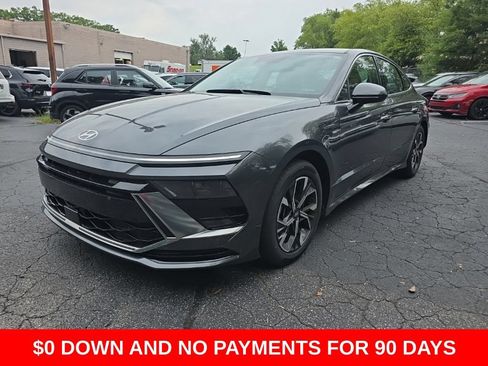 Used 2025 Hyundai Sonata SEL FWD image 1