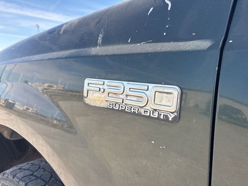 Used 2002 Ford F250 XLT image 11