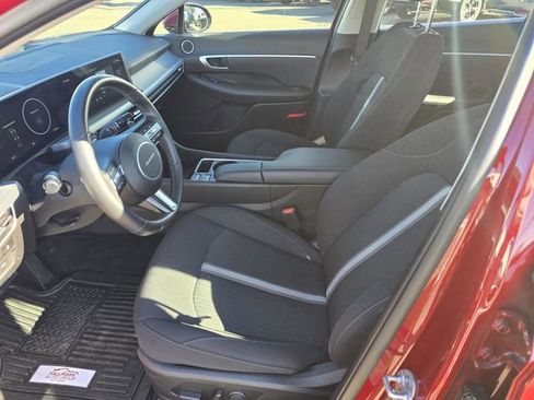 Used 2024 Hyundai Sonata SEL w/ Convenience Package image 14