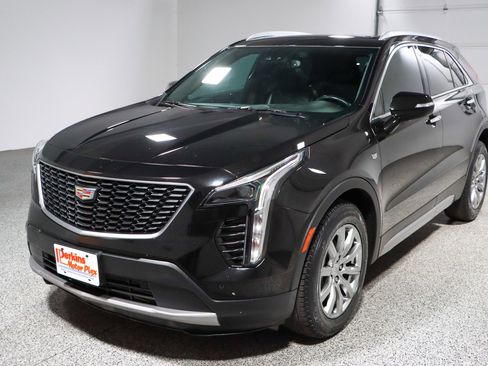 Used 2021 Cadillac XT4 Premium Luxury image 32