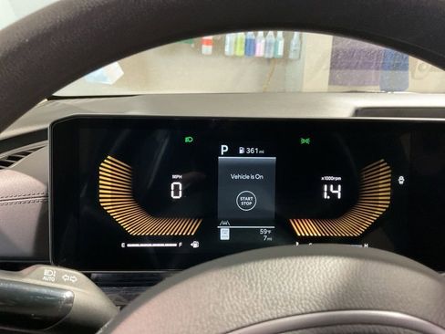 New 2026 Kia Carnival LX FWD image 13
