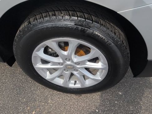 Used 2020 Chevrolet Equinox LT w/ Driver Convenience Package FWD image 14