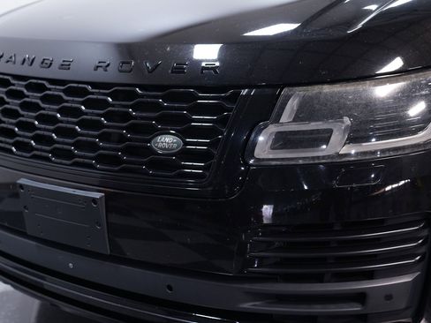 Used 2019 Land Rover Range Rover Supercharged image 17