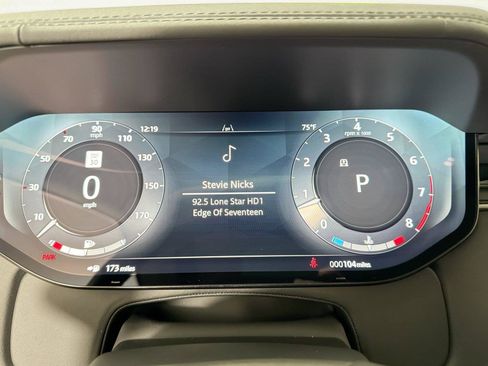 Certified 2025 Land Rover Range Rover SE AWD/4WD image 10
