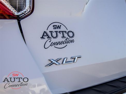 Used 2023 Ford Explorer XLT w/ Equipment Group 202A image 10