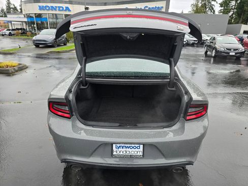 Used 2019 Dodge Charger Scat Pack image 6