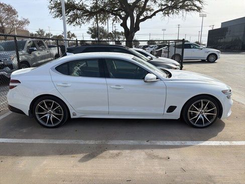 Used 2023 Genesis G70 2.0T image 1
