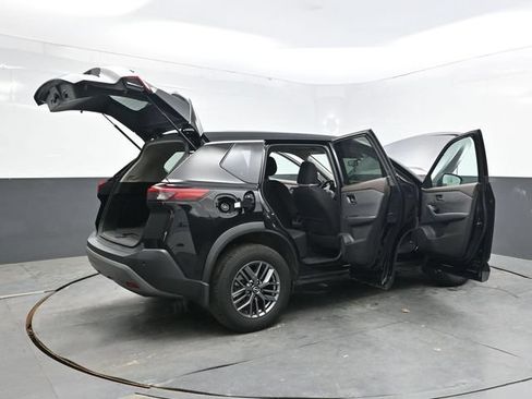Used 2023 Nissan Rogue S AWD/4WD image 50