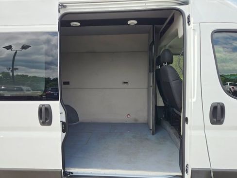 Used 2021 RAM ProMaster 1500 FWD image 12