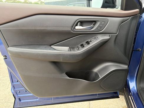 Used 2023 Nissan Rogue SL w/ SL Premium Package FWD image 12