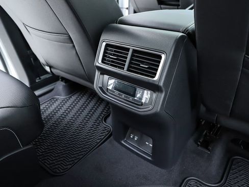 New 2026 Volkswagen Atlas SE image 78