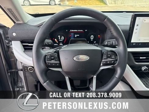 Used 2025 Ford Explorer Platinum w/ Ultimate Package image 27