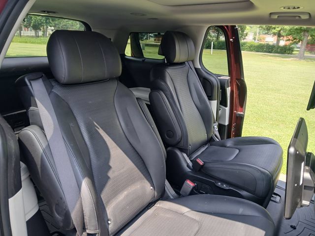 Certified 2024 Kia Carnival SX Prestige FWD image 49
