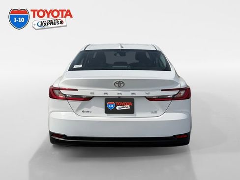 Certified 2025 Toyota Camry LE FWD image 4