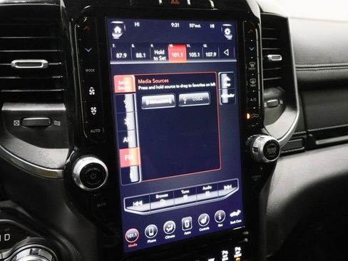 Used 2021 RAM 1500 Laramie image 28