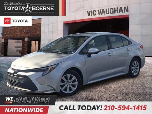 Certified 2025 Toyota Corolla LE FWD image 1
