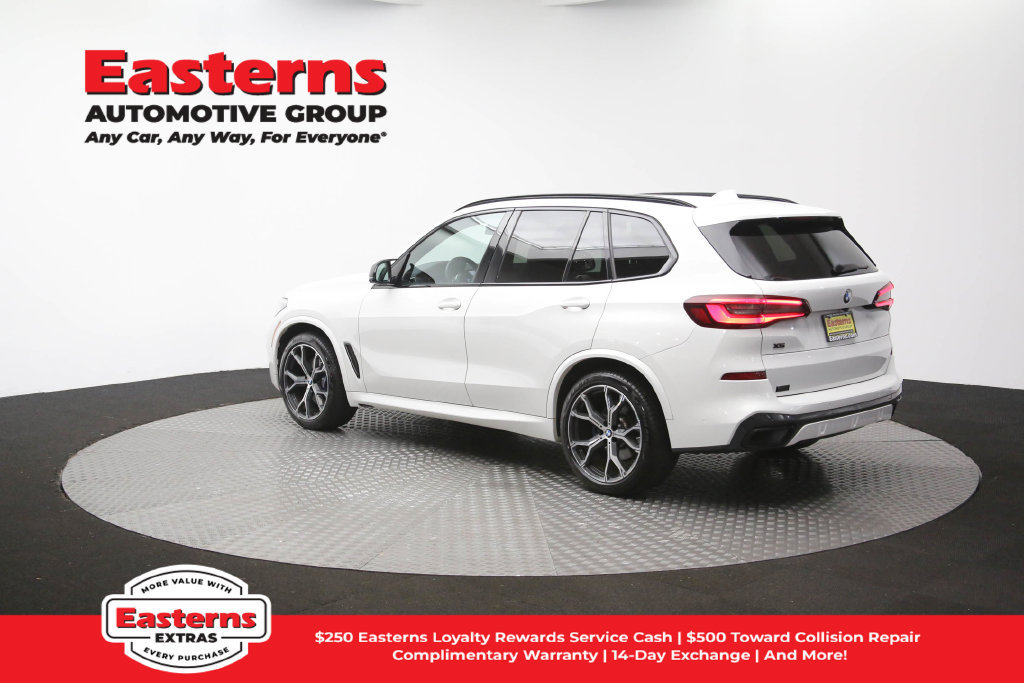 Used 2022 BMW X5 xDrive40i w/ M Sport Package AWD/4WD image 67