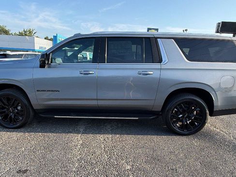 New 2026 Chevrolet Suburban Premier AWD/4WD image 11