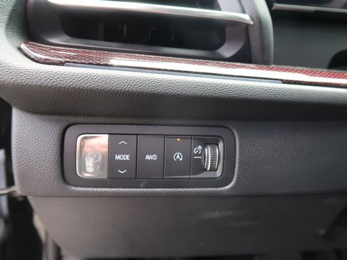 Used 2025 Chevrolet Traverse Z71 w/ Enhanced Driving Package AWD/4WD image 21