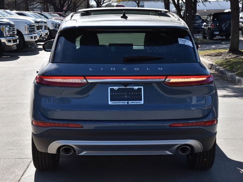 New 2026 Lincoln Corsair Reserve image 8