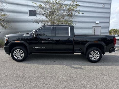 Used 2023 GMC Sierra 2500 Denali w/ Denali Ultimate Package image 2