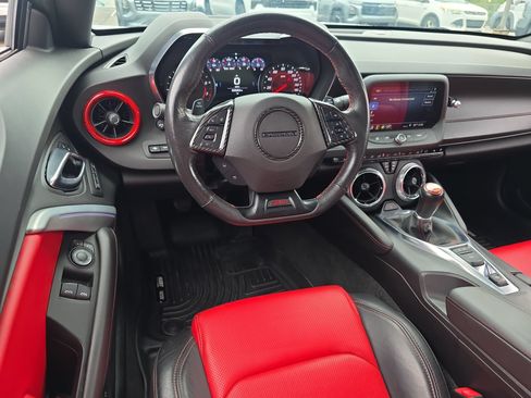 Used 2019 Chevrolet Camaro SS RWD image 12