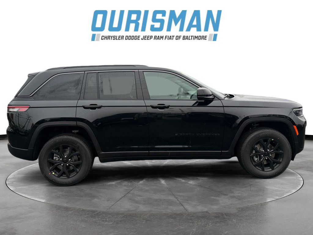 New 2026 Jeep Grand Cherokee Altitude AWD/4WD image 7