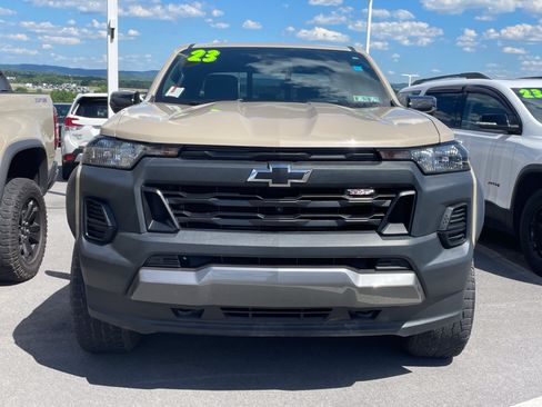 Used 2023 Chevrolet Colorado Trail Boss w/ Technology Package AWD/4WD image 3