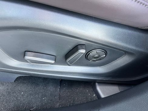 New 2025 Ford Explorer Platinum image 19