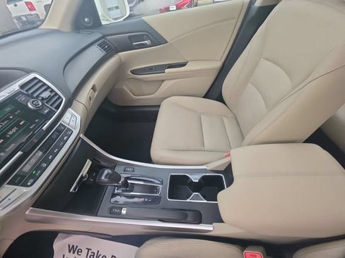 Used 2015 Honda Accord EX-L image 22