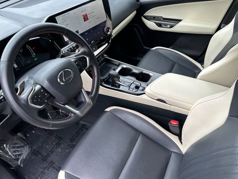 Used 2024 Lexus NX 350h AWD w/ Premium Package image 9