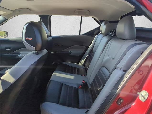 Used 2023 Nissan Kicks SR w/ SR Premium Package FWD image 18