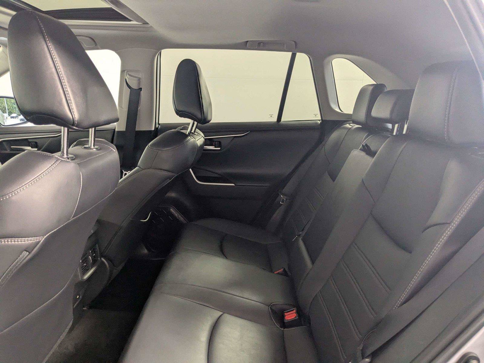 Used 2021 Toyota RAV4 Limited AWD/4WD image 36