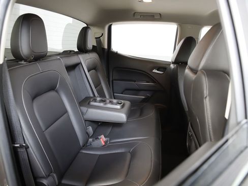 Used 2015 Chevrolet Colorado LT w/ Luxury Package AWD/4WD image 9