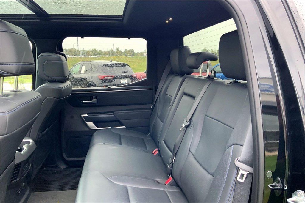 Used 2024 Toyota Tundra Platinum AWD/4WD image 11