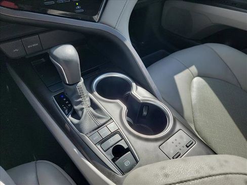 Used 2024 Toyota Camry XLE w/ Cold Weather Package image 23