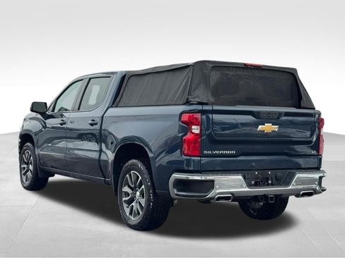 Used 2021 Chevrolet Silverado 1500 LT w/ Z71 Off-Road Package image 9