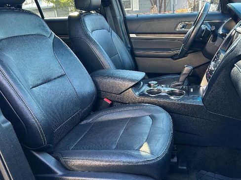 Used 2016 Ford Explorer Limited image 10
