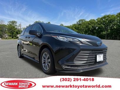 Used 2023 Toyota Sienna LE