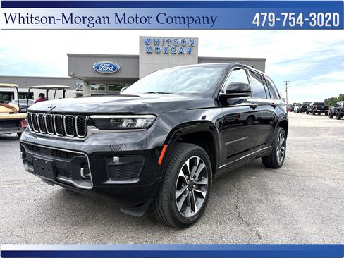 Used 2023 Jeep Grand Cherokee Overland w/ Luxury Tech Group IV AWD/4WD image 1