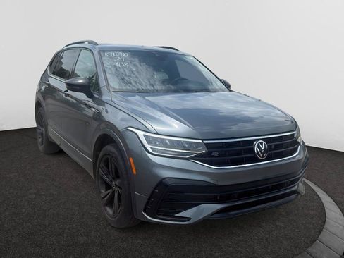 Used 2023 Volkswagen Tiguan SE R-Line FWD image 3