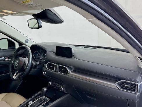 Used 2017 MAZDA CX-5 Touring w/ Preferred Equipment Package image 13