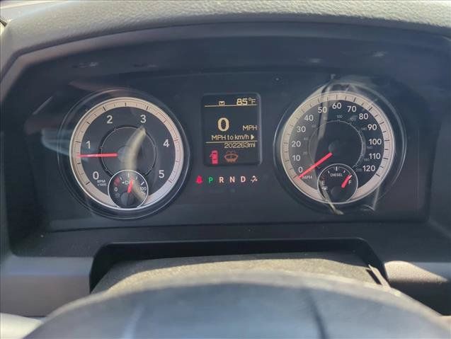 Used 2018 RAM 3500 Tradesman w/ Chrome Appearance Group AWD/4WD image 12