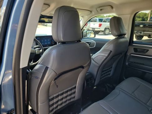 Used 2025 Ford Bronco Sport Badlands AWD/4WD image 12