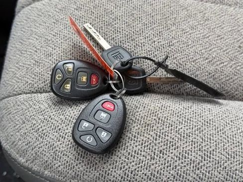 Used 2019 Chevrolet Express 2500 w/ Communications Package image 32