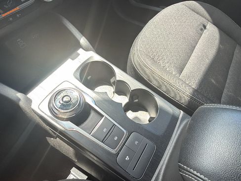 Used 2025 Ford Escape Active AWD/4WD image 29